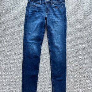 American Eagle Jegging Skinny Jean